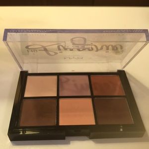 NYX Lid Lingerie Shadow Palette- LLSP01